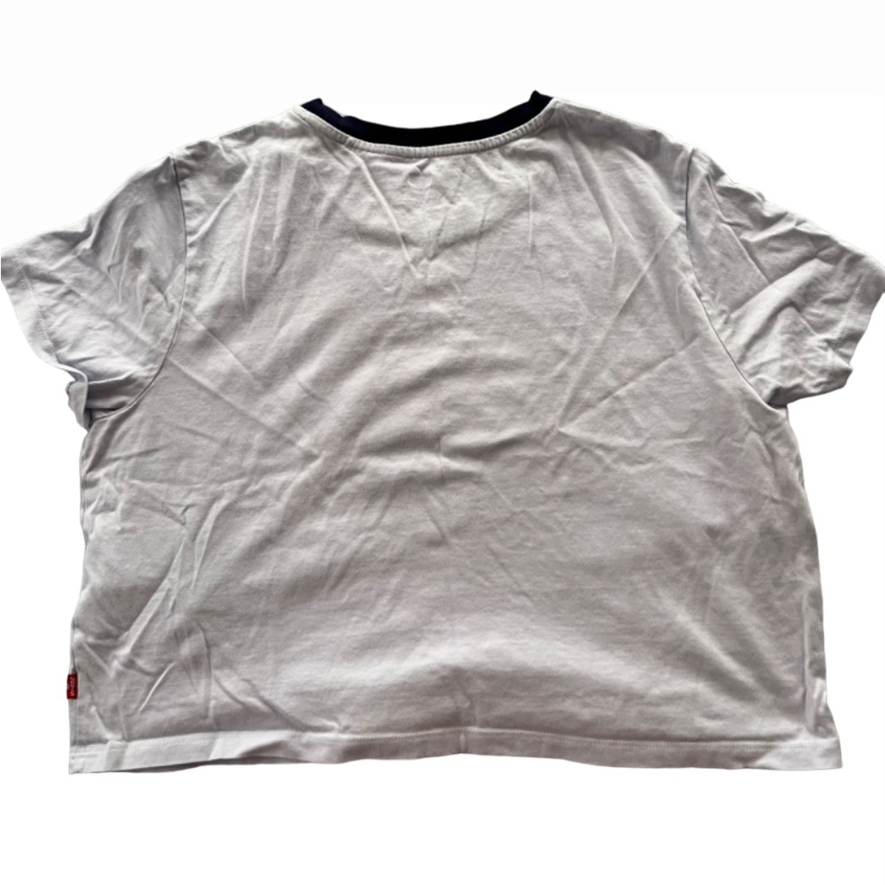 Levi's Women's Slim Fit Graphic T-Shirt - Picture 2 of 5